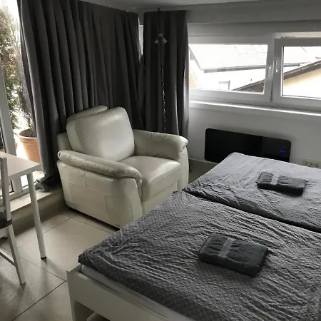 Hello Ljubljana- Green Way And 招待所 *