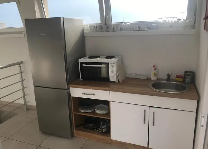 Guest house Hello Ljubljana- Green Way And